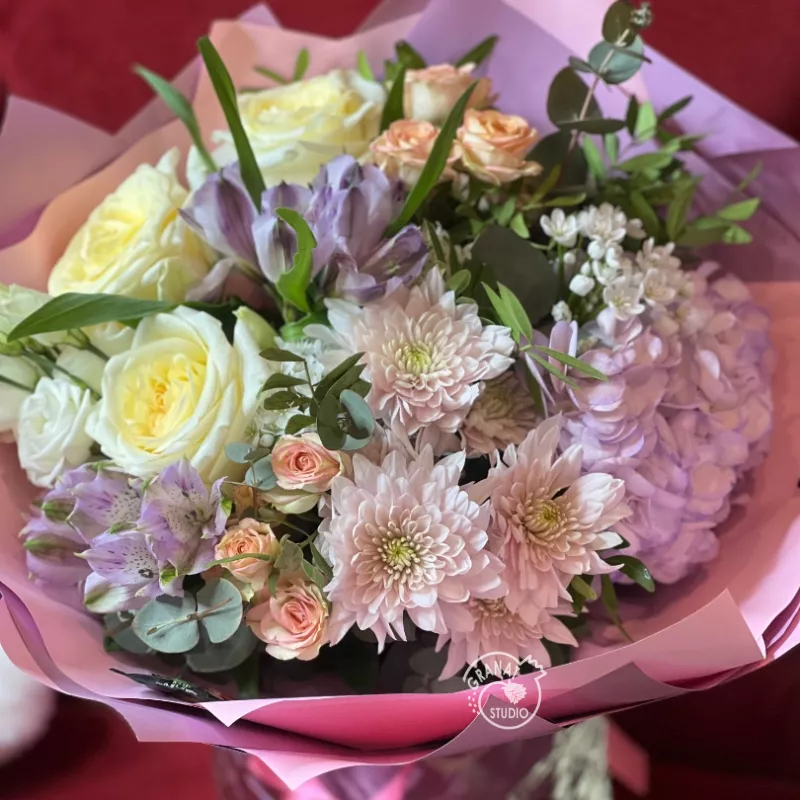 Сборный букет &laquo;Легкое облако&raquo;