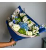 Букет с гортензией и хризантемой 1