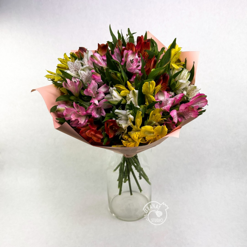 Букет из альстромерий микс