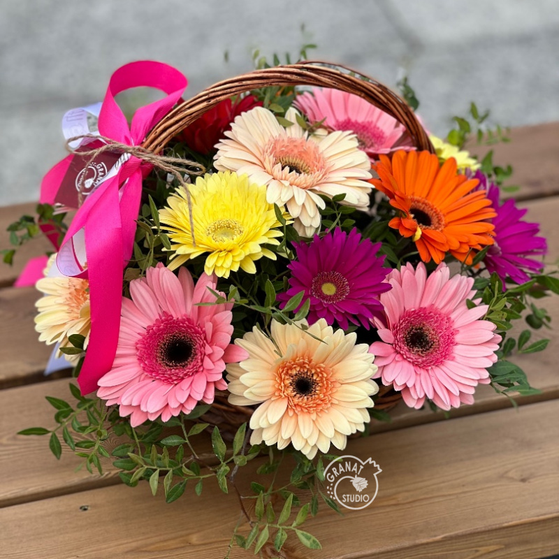 Микс гербер в корзине