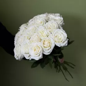 21 белая роза от интернет-магазина «Гранат» в Ногинске