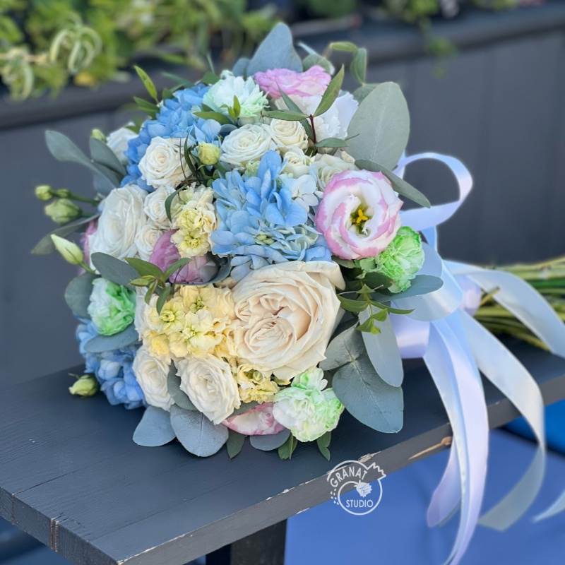 БУКЕТ НЕВЕСТЫ «ЦВЕТОЧНОЕ ОБЛАКО»