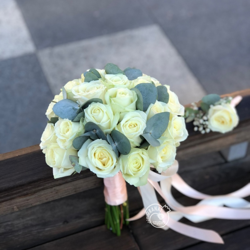 БУКЕТ НЕВЕСТЫ «БЕЛОСНЕЖНОЕ ДИВО»