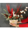 Композиция из натуральной ели в коробке &laquo;Красно-белая&raquo;